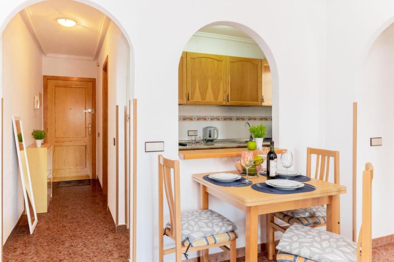 Apartamentos Villa Madrid Torrevieja Exteriör bild