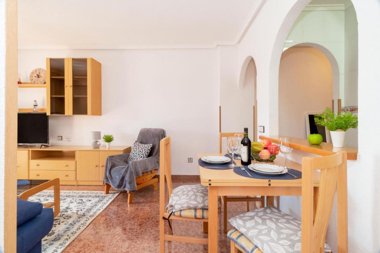 Apartamentos Villa Madrid Torrevieja Exteriör bild